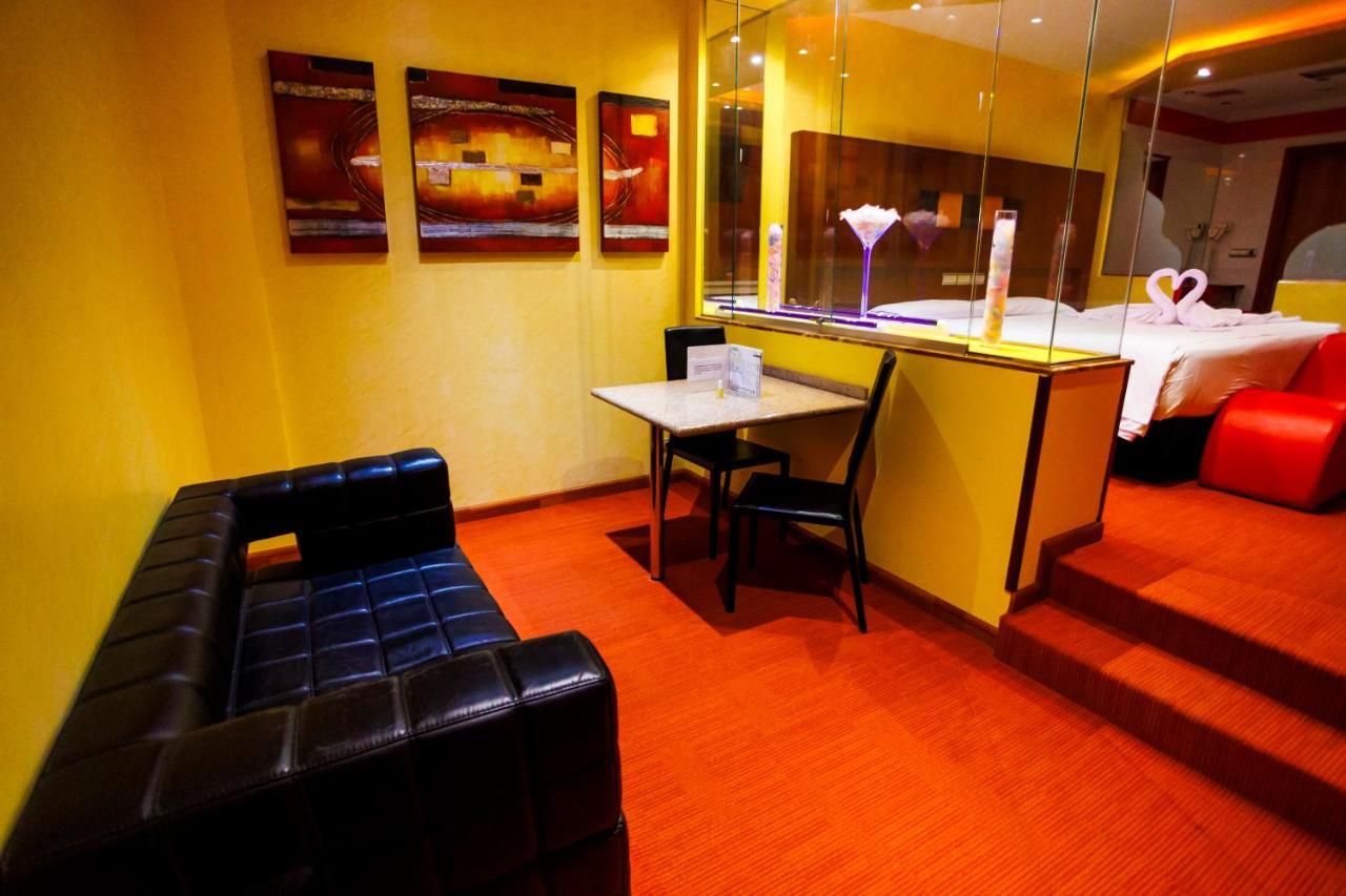 Motel Venus Valladolid Villanubla Eksteriør bilde