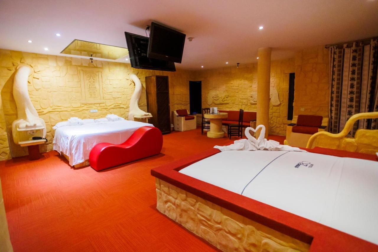 Motel Venus Valladolid Villanubla Eksteriør bilde