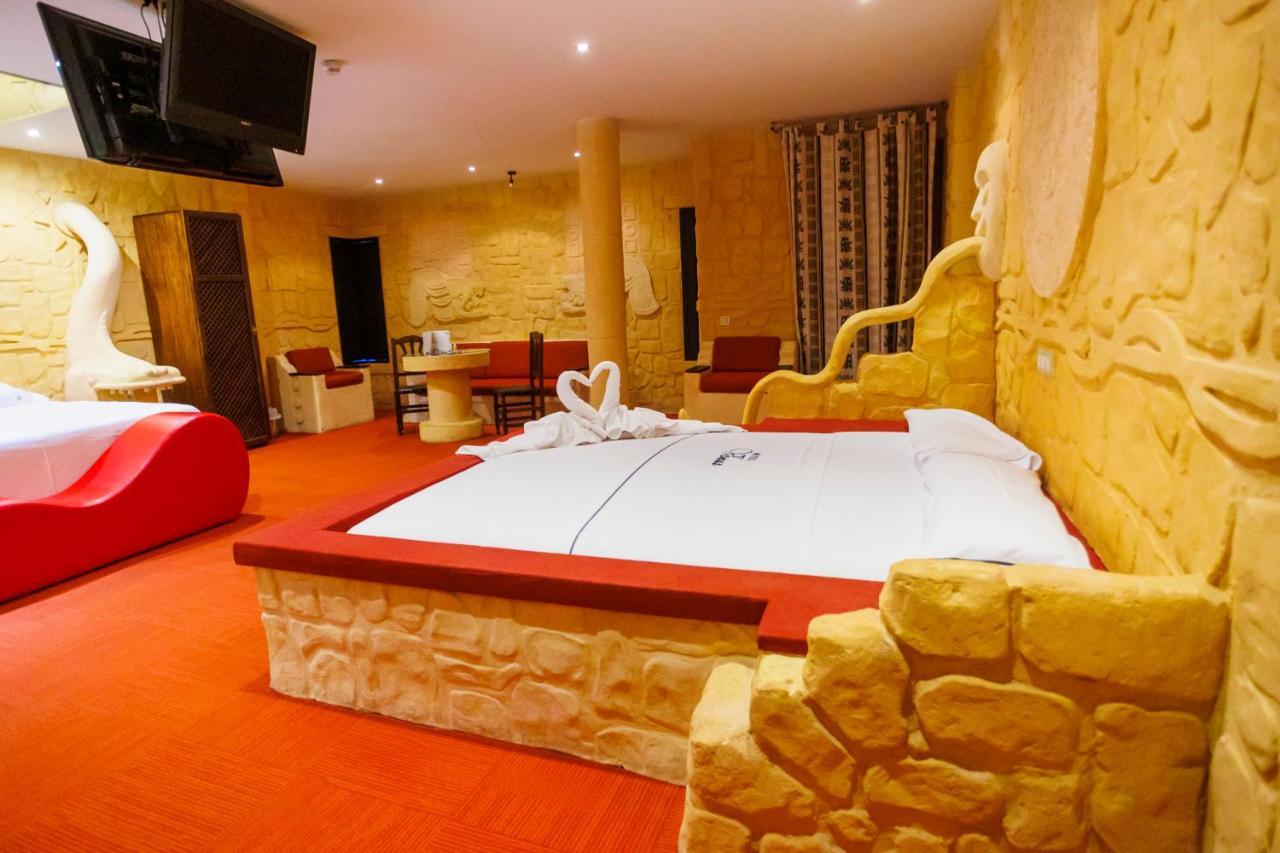 Motel Venus Valladolid Villanubla Eksteriør bilde